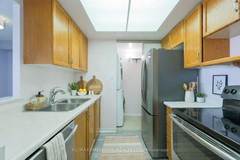 Photo 4 at 1001 - 5 Greystone Walk Drive, Kennedy Park, Toronto