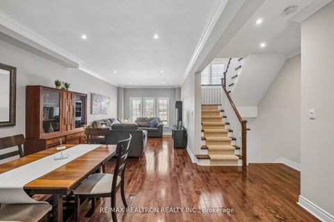 Photo 9 at 5 - 8909 BATHURST Street, South Richvale, Richmond Hill