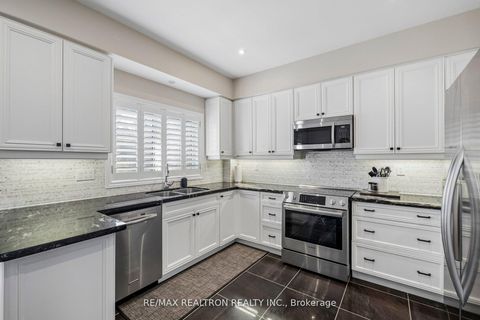 Photo 10 at 5 - 8909 BATHURST Street, South Richvale, Richmond Hill