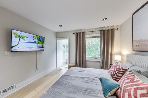 Photo 15 at 47 Soudan Avenue, Mount Pleasant West, Toronto