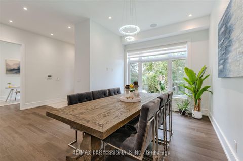 Photo 17 at 4 Dunrobin Drive, Rosethorn, Toronto