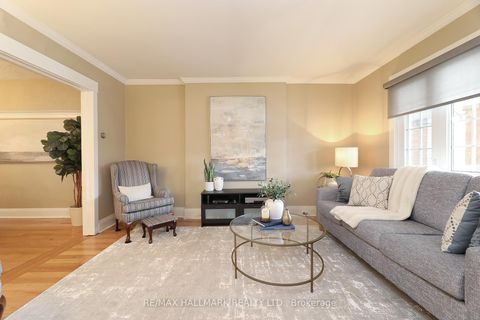 Photo 5 at 274 Wolverleigh Boulevard, Danforth, Toronto