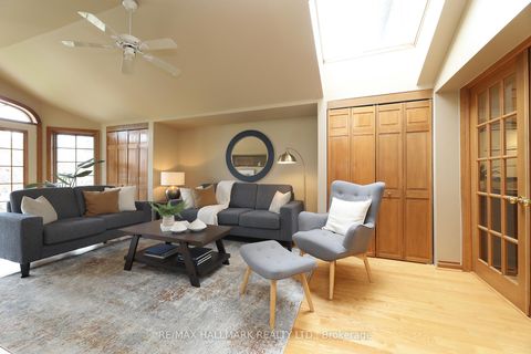 Photo 12 at 274 Wolverleigh Boulevard, Danforth, Toronto