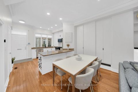 Photo 15 at 6 Luscombe Lane, Yonge Corridor, Toronto