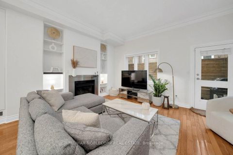 Photo 19 at 6 Luscombe Lane, Yonge Corridor, Toronto