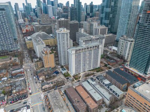 Photo 48 at 6 Luscombe Lane, Yonge Corridor, Toronto