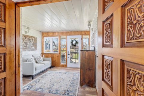 Photo 9 at 20 Burnie Road, Virginia, Georgina