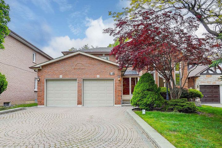 Photo 2 at 18 Cygnus Drive, Observatory, Richmond Hill