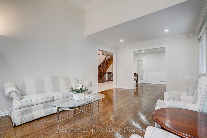 Photo 13 at 18 Cygnus Drive, Observatory, Richmond Hill