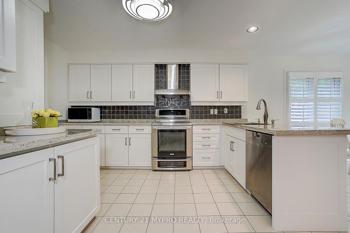 Photo 21 at 18 Cygnus Drive, Observatory, Richmond Hill