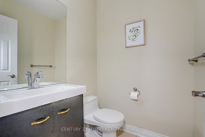 Photo 29 at 18 Cygnus Drive, Observatory, Richmond Hill