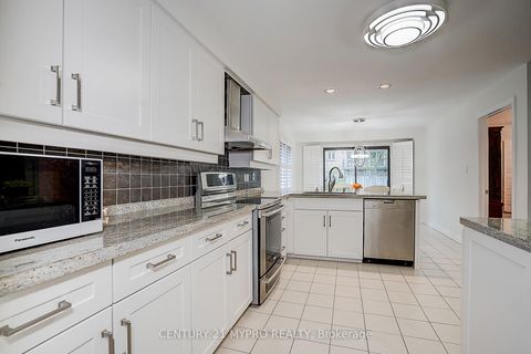 Photo 25 at 18 Cygnus Drive, Observatory, Richmond Hill