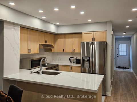 Photo 3 at 11 - 285 Antibes Drive, Branson, Toronto