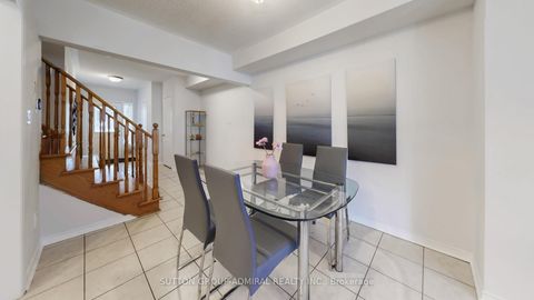 Photo 11 at 78 Camino Drive, Vellore Village, Vaughan