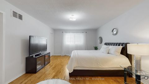 Photo 16 at 78 Camino Drive, Vellore Village, Vaughan