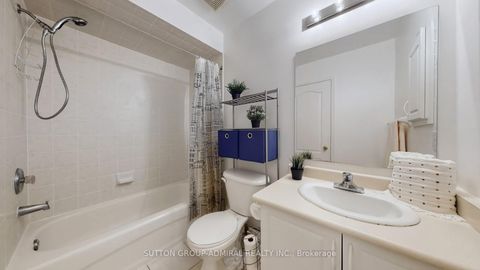 Photo 20 at 78 Camino Drive, Vellore Village, Vaughan