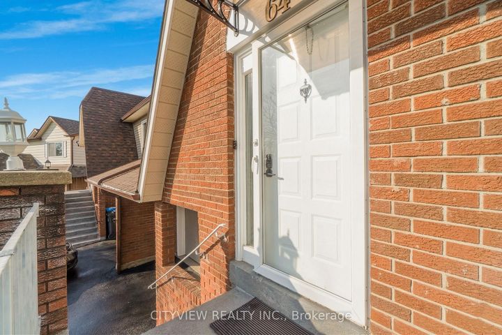 Photo 8 at 64 Foxacre Row, Madoc, Brampton