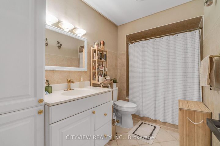 Photo 25 at 64 Foxacre Row, Madoc, Brampton