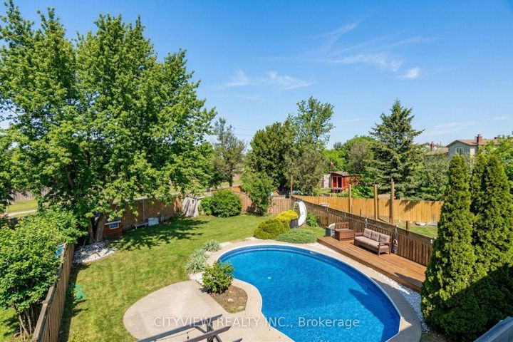 Photo 37 at 64 Foxacre Row, Madoc, Brampton