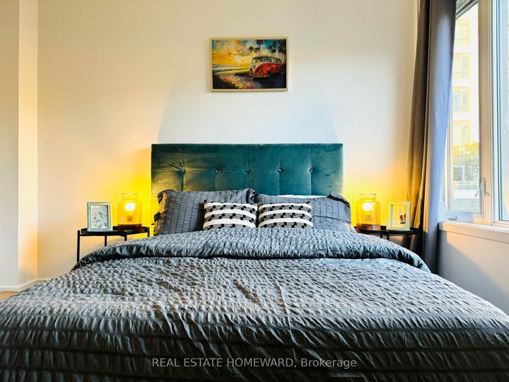 Photo 8 at 17 St. Bartholomew Street, Regent Park, Toronto