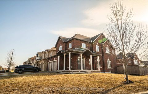 Photo 1 at 27 Bamburg Street, Sutton & Jackson's Point, Georgina