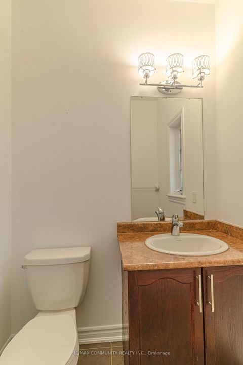 Photo 6 at 27 Bamburg Street, Sutton & Jackson's Point, Georgina