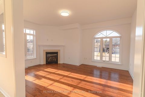 Photo 15 at 27 Bamburg Street, Sutton & Jackson's Point, Georgina