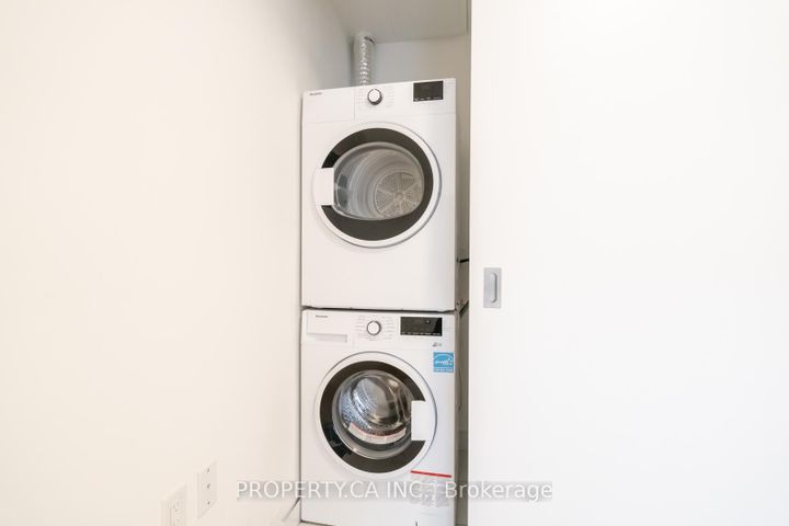 Photo 7 at 413 - 1331 Queen Street E, South Riverdale, Toronto