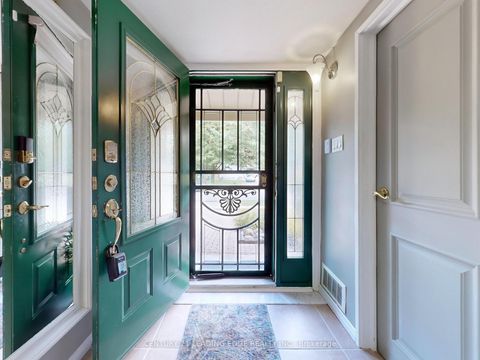 Photo 7 at 102 Botany Hill Road, Morningside, Toronto