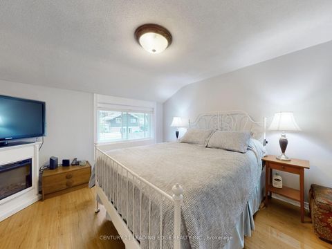 Photo 22 at 102 Botany Hill Road, Morningside, Toronto