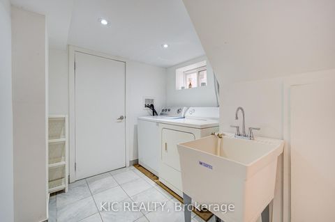 Photo 20 at 35 MONTCALM Avenue, Belgravia, Toronto