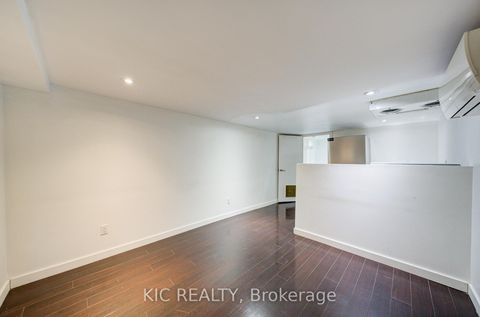 Photo 28 at 35 MONTCALM Avenue, Belgravia, Toronto