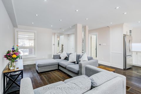 Photo 6 at 150 Brookmill Drive, Brownridge, Vaughan