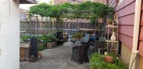 Photo 39 at 80 Renfield Street, Amesbury, Toronto
