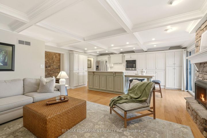 Photo 26 at 43 Maple Drive, Stoney Creek, Hamilton