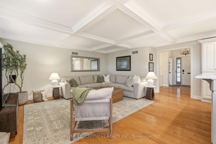 Photo 31 at 43 Maple Drive, Stoney Creek, Hamilton