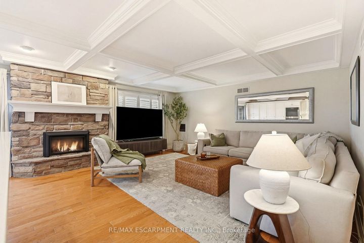 Photo 32 at 43 Maple Drive, Stoney Creek, Hamilton