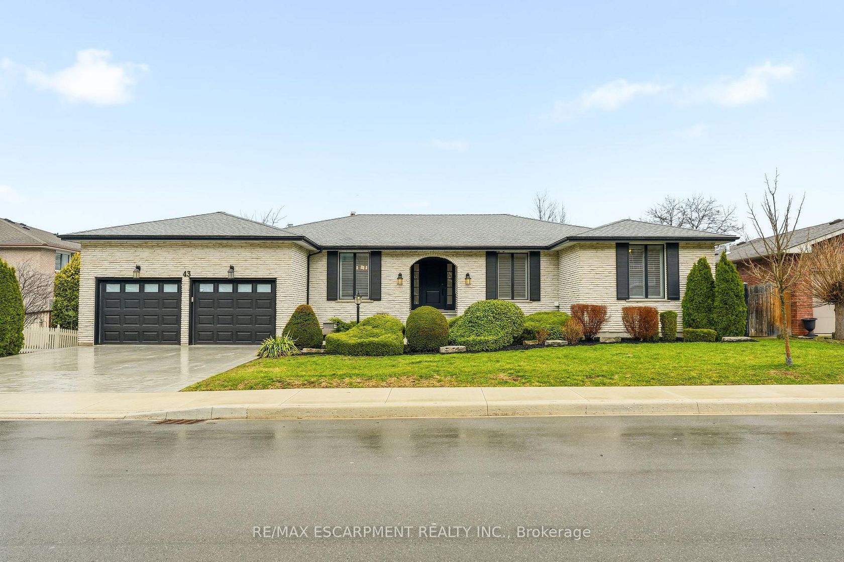 43 Maple Drive, Stoney Creek, Hamilton 2