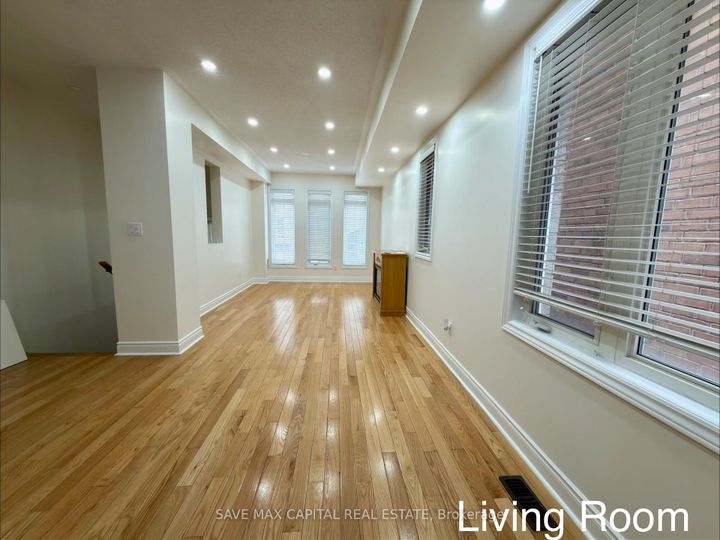 Photo 2 at 19 - 530 Kingston Road, Woodlands, Pickering