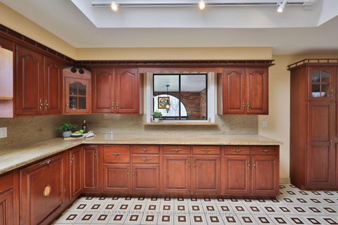 Photo 6 at 58 North Park Drive, Maple Leaf, Toronto