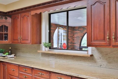 Photo 7 at 58 North Park Drive, Maple Leaf, Toronto