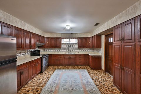 Photo 37 at 58 North Park Drive, Maple Leaf, Toronto