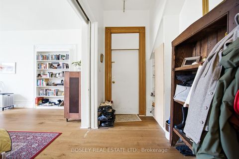 Photo 7 at 85 Walmer Road, Annex, Toronto