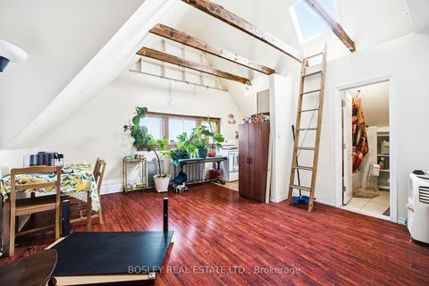 Photo 25 at 85 Walmer Road, Annex, Toronto