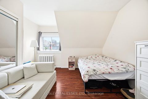 Photo 28 at 85 Walmer Road, Annex, Toronto
