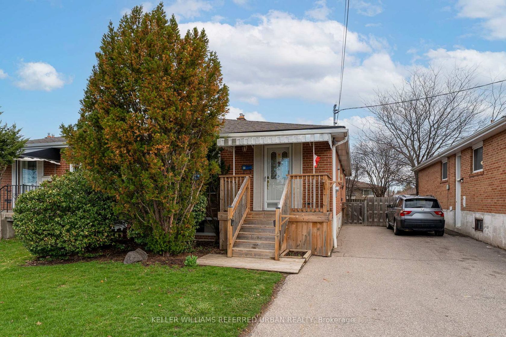 49 Navenby Crescent, Humber Summit, Toronto photo number 2