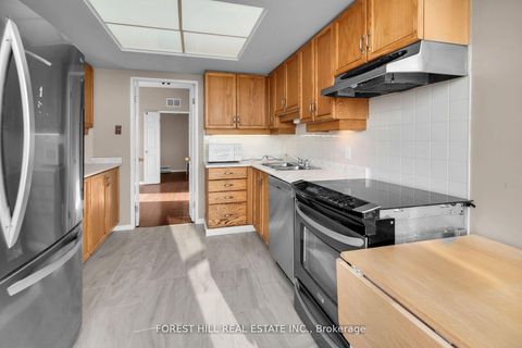 Photo 9 at 720 - 6 Humberline Drive, Clairville, Toronto