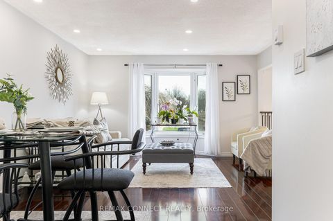 Photo 19 at 594 Waverly Street N, McLaughlin, Oshawa