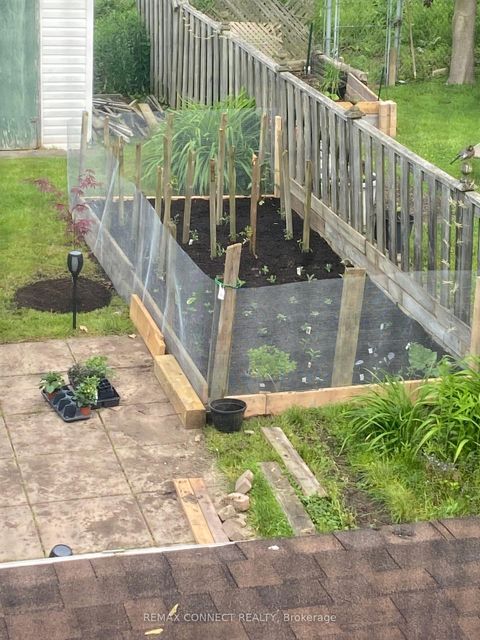 Photo 37 at 594 Waverly Street N, McLaughlin, Oshawa