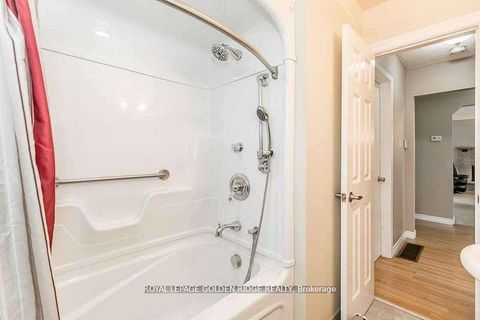 Photo 5 at 2082 Lea Road, Alcona, Innisfil